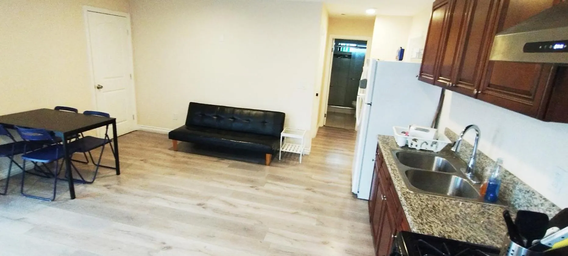 The Disney Hostel - Santa Ana - Oc 0*,  United States
